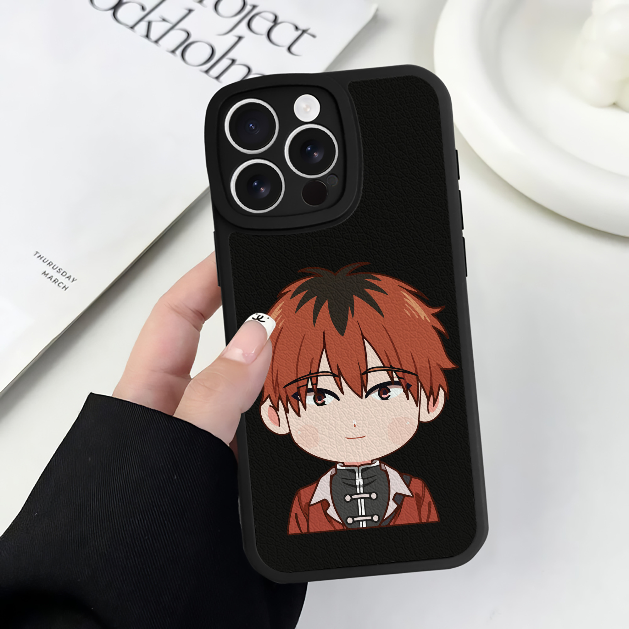 （画像用） 葬送のフリーレン Frieren 【iPhone 16シリーズ対応】シリコンスマホケース（レザー調） 材質：シリコン